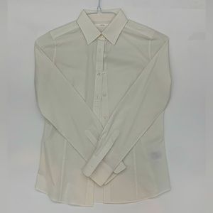 Uniqlo XS Classic White button down long sleeve shirt